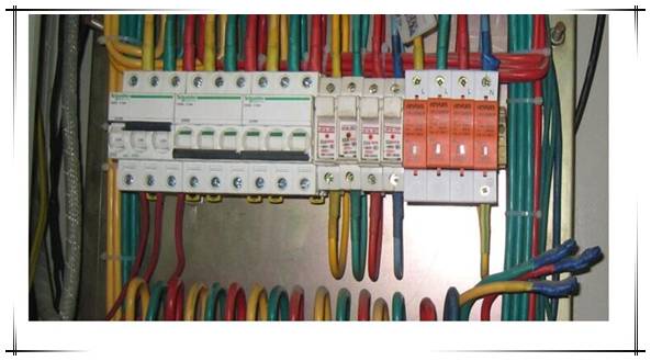 建筑電氣施工安裝技術入門到精通